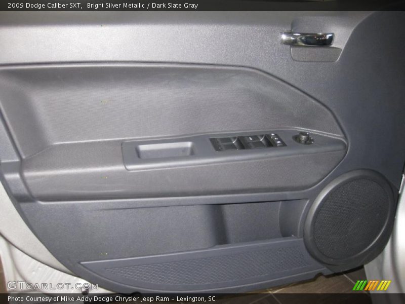 Bright Silver Metallic / Dark Slate Gray 2009 Dodge Caliber SXT