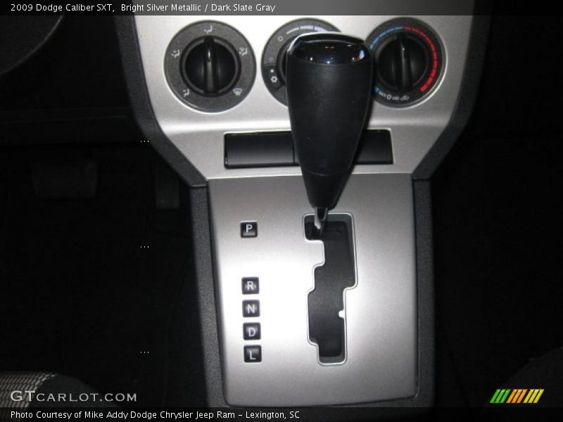 Bright Silver Metallic / Dark Slate Gray 2009 Dodge Caliber SXT