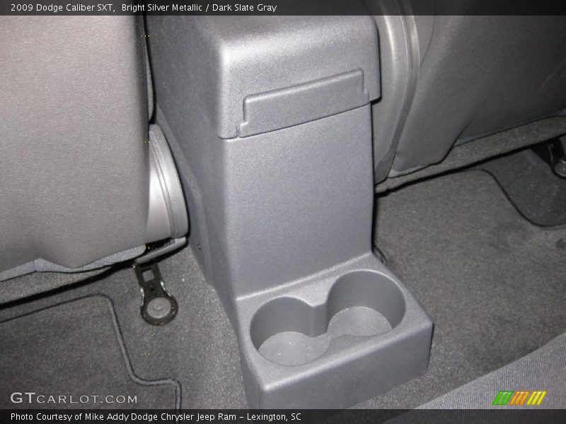 Bright Silver Metallic / Dark Slate Gray 2009 Dodge Caliber SXT