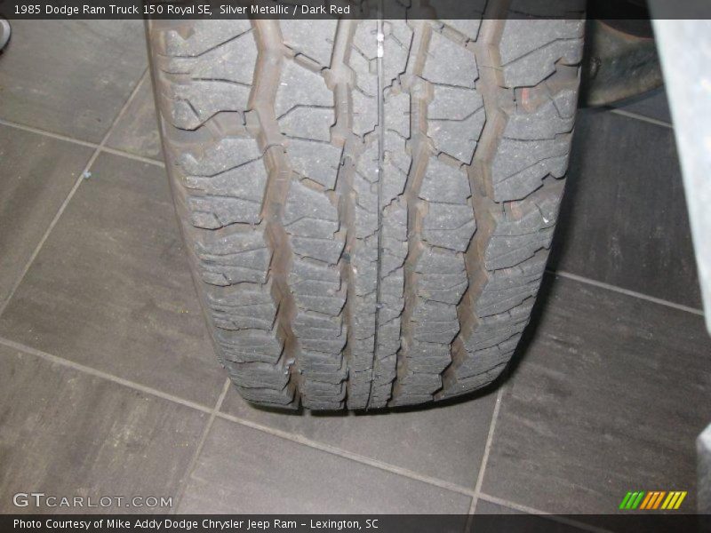 Silver Metallic / Dark Red 1985 Dodge Ram Truck 150 Royal SE