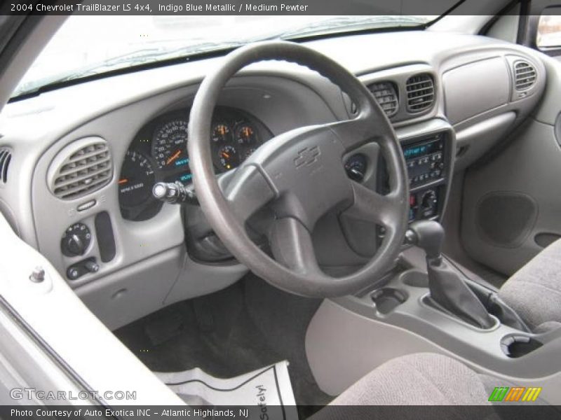 Indigo Blue Metallic / Medium Pewter 2004 Chevrolet TrailBlazer LS 4x4
