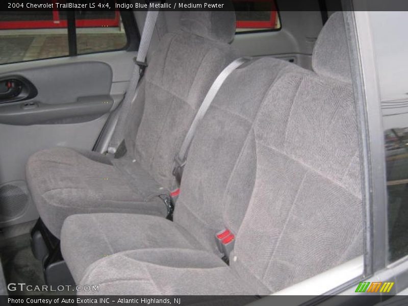 Indigo Blue Metallic / Medium Pewter 2004 Chevrolet TrailBlazer LS 4x4