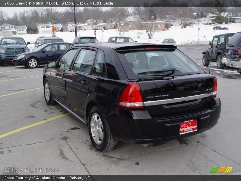Black / Neutral Beige 2005 Chevrolet Malibu Maxx LT Wagon