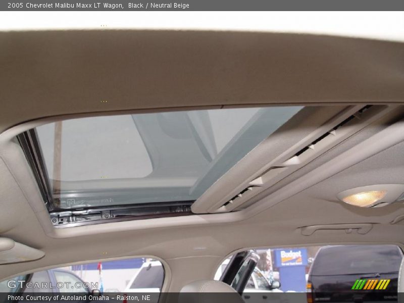 Black / Neutral Beige 2005 Chevrolet Malibu Maxx LT Wagon