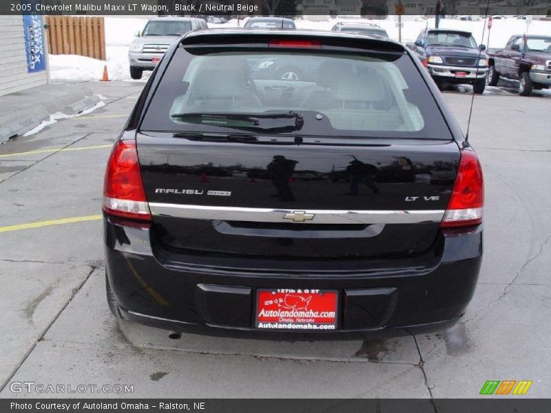 Black / Neutral Beige 2005 Chevrolet Malibu Maxx LT Wagon