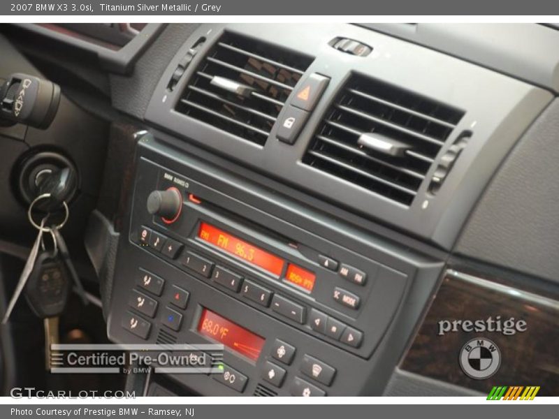 Titanium Silver Metallic / Grey 2007 BMW X3 3.0si