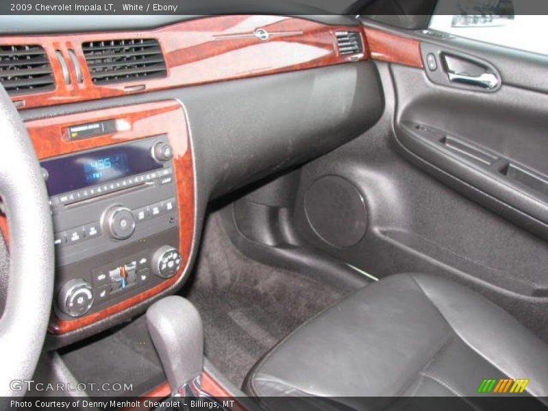 White / Ebony 2009 Chevrolet Impala LT