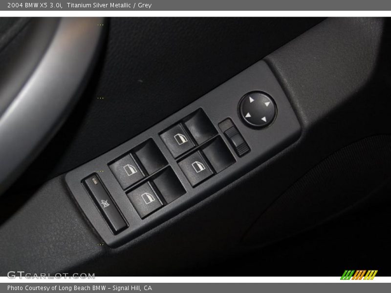 Titanium Silver Metallic / Grey 2004 BMW X5 3.0i