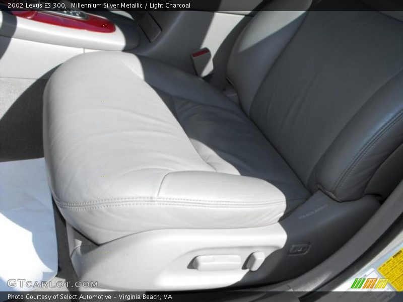 Millennium Silver Metallic / Light Charcoal 2002 Lexus ES 300