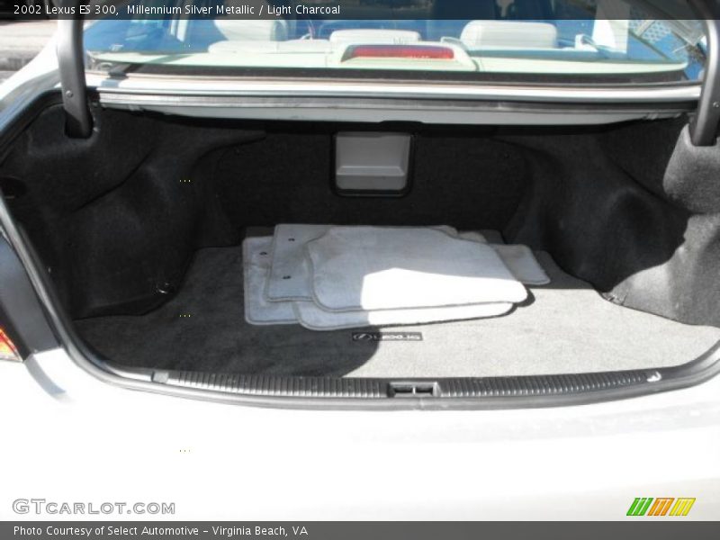 Millennium Silver Metallic / Light Charcoal 2002 Lexus ES 300