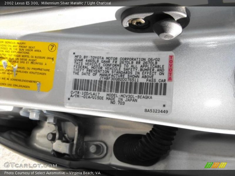 Millennium Silver Metallic / Light Charcoal 2002 Lexus ES 300
