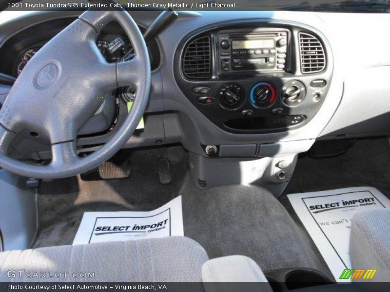 Thunder Gray Metallic / Light Charcoal 2001 Toyota Tundra SR5 Extended Cab