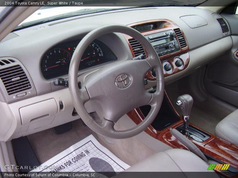 Super White / Taupe 2004 Toyota Camry LE