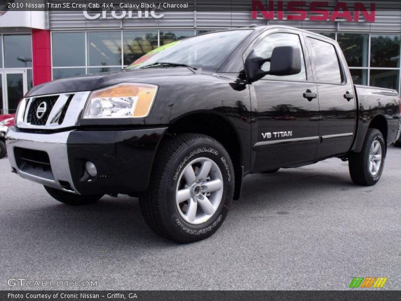 Galaxy Black / Charcoal 2010 Nissan Titan SE Crew Cab 4x4