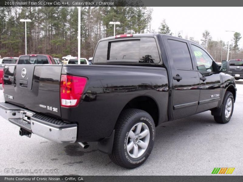 Galaxy Black / Charcoal 2010 Nissan Titan SE Crew Cab 4x4