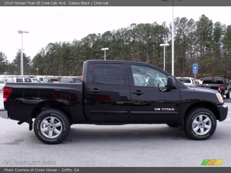 Galaxy Black / Charcoal 2010 Nissan Titan SE Crew Cab 4x4