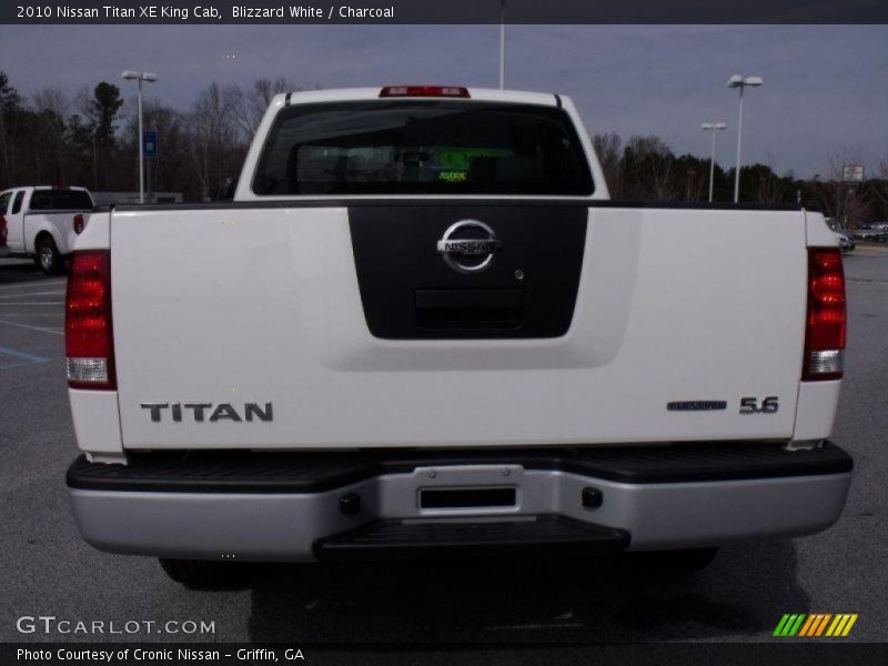 Blizzard White / Charcoal 2010 Nissan Titan XE King Cab