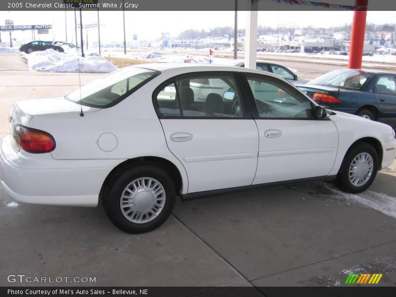 Summit White / Gray 2005 Chevrolet Classic