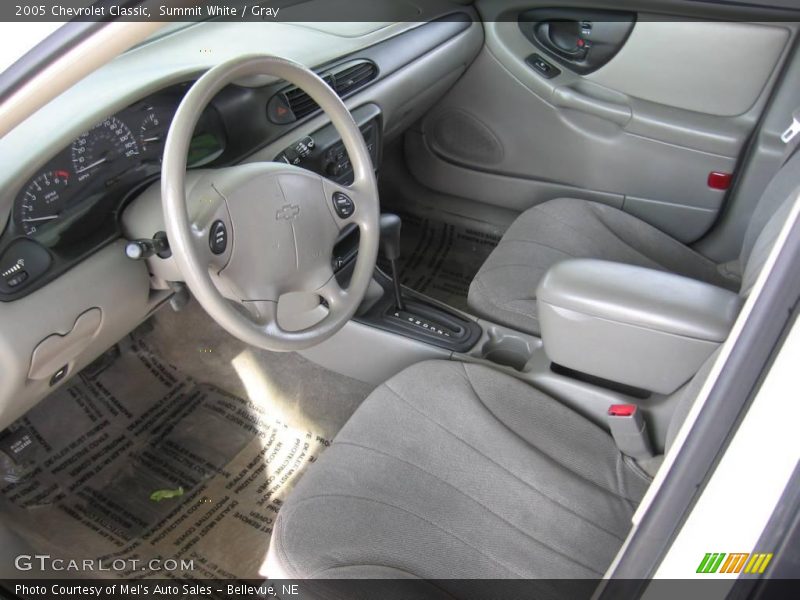 Summit White / Gray 2005 Chevrolet Classic