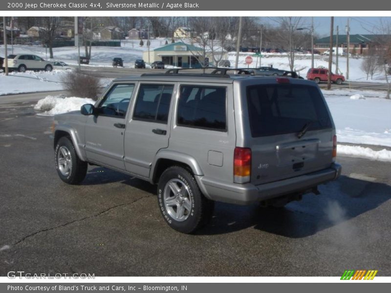 Silverstone Metallic / Agate Black 2000 Jeep Cherokee Classic 4x4