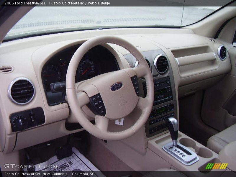 Pueblo Gold Metallic / Pebble Beige 2006 Ford Freestyle SEL