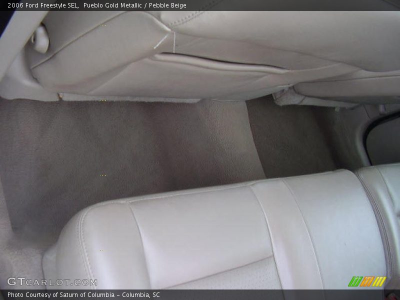 Pueblo Gold Metallic / Pebble Beige 2006 Ford Freestyle SEL