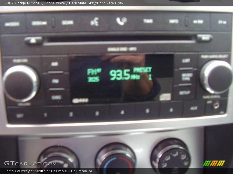 Stone White / Dark Slate Gray/Light Slate Gray 2007 Dodge Nitro SLT