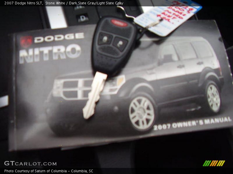 Stone White / Dark Slate Gray/Light Slate Gray 2007 Dodge Nitro SLT