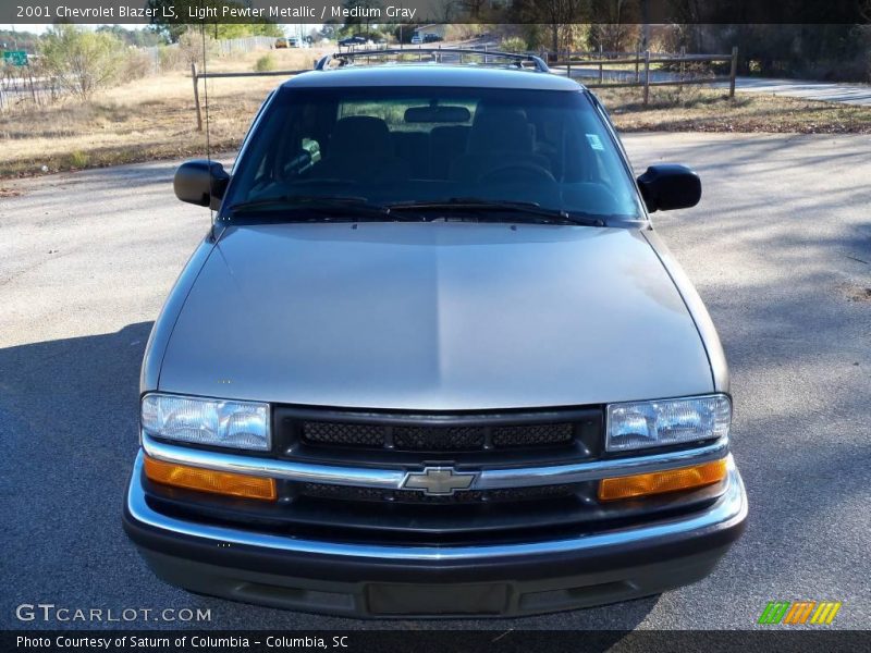 Light Pewter Metallic / Medium Gray 2001 Chevrolet Blazer LS