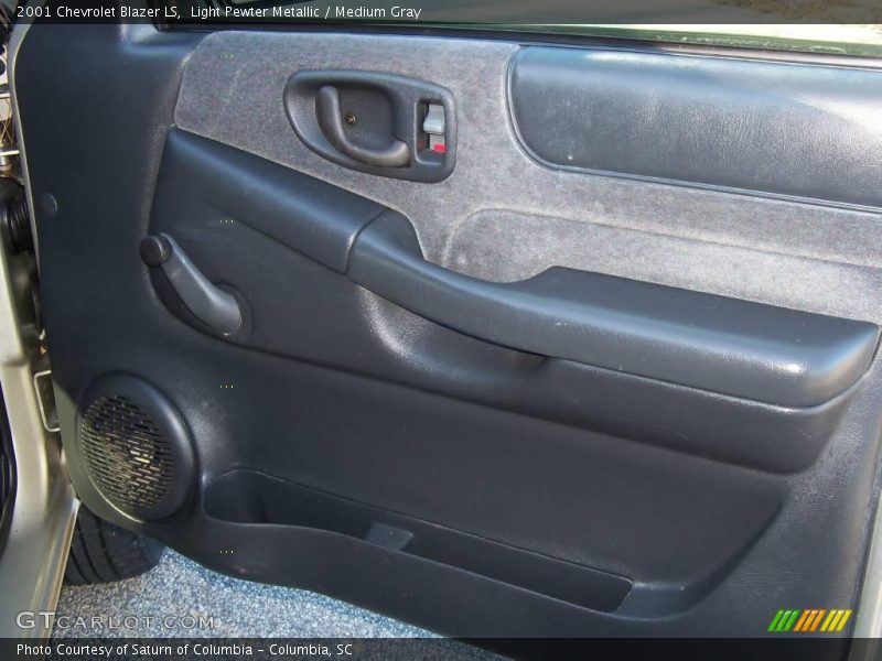 Light Pewter Metallic / Medium Gray 2001 Chevrolet Blazer LS