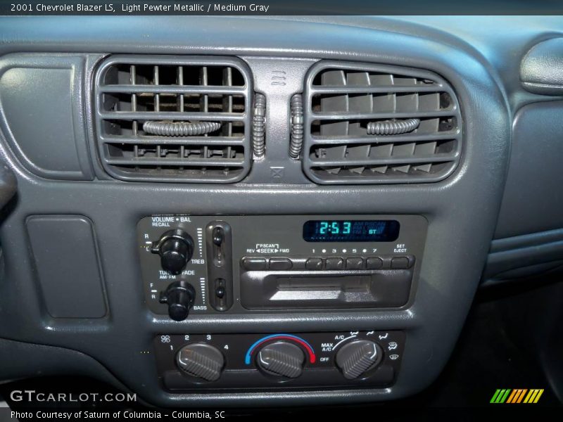 Light Pewter Metallic / Medium Gray 2001 Chevrolet Blazer LS