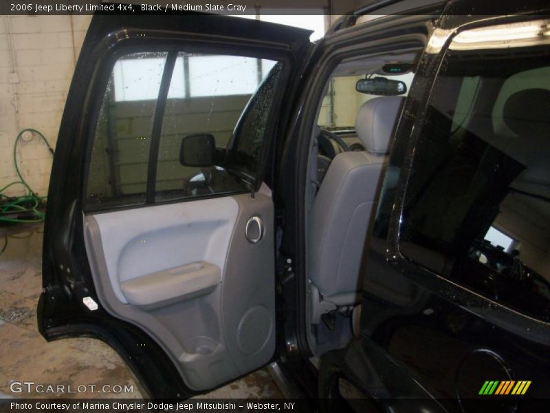 Black / Medium Slate Gray 2006 Jeep Liberty Limited 4x4
