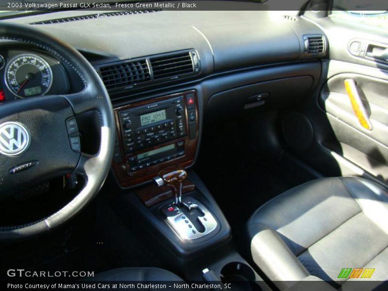 Fresco Green Metallic / Black 2003 Volkswagen Passat GLX Sedan
