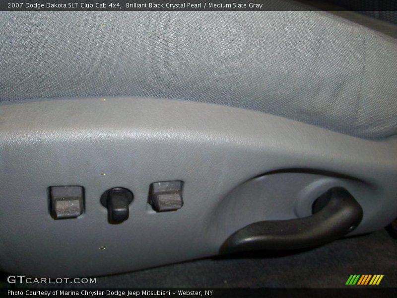 Brilliant Black Crystal Pearl / Medium Slate Gray 2007 Dodge Dakota SLT Club Cab 4x4
