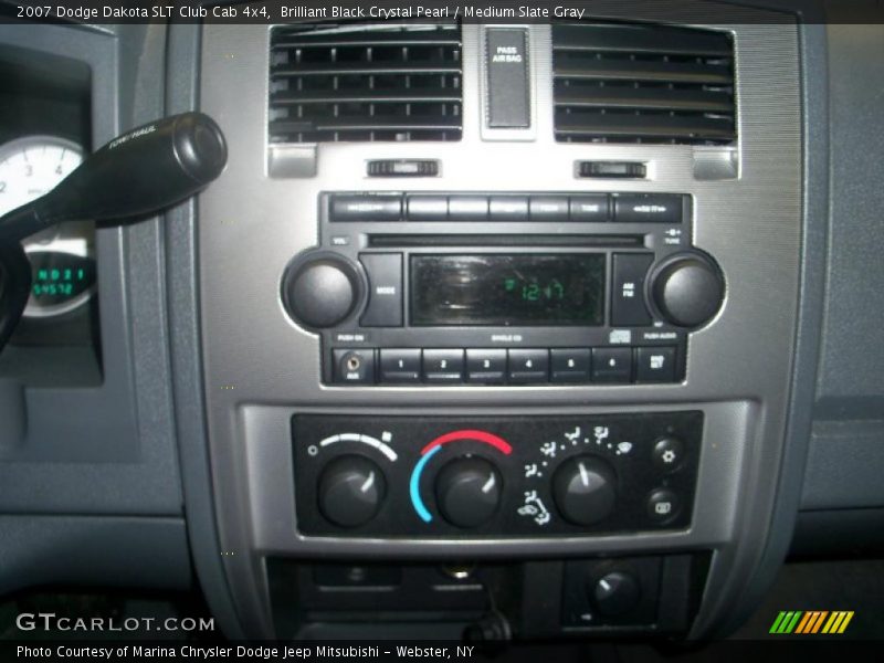 Brilliant Black Crystal Pearl / Medium Slate Gray 2007 Dodge Dakota SLT Club Cab 4x4