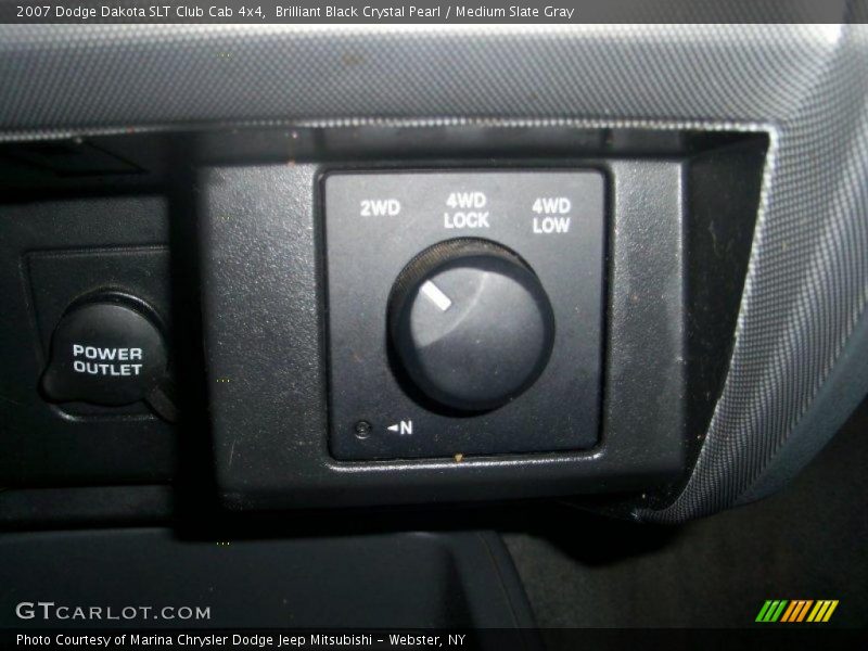 Brilliant Black Crystal Pearl / Medium Slate Gray 2007 Dodge Dakota SLT Club Cab 4x4