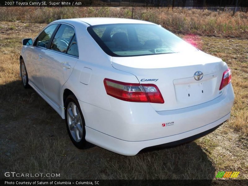 Super White / Ash 2007 Toyota Camry SE
