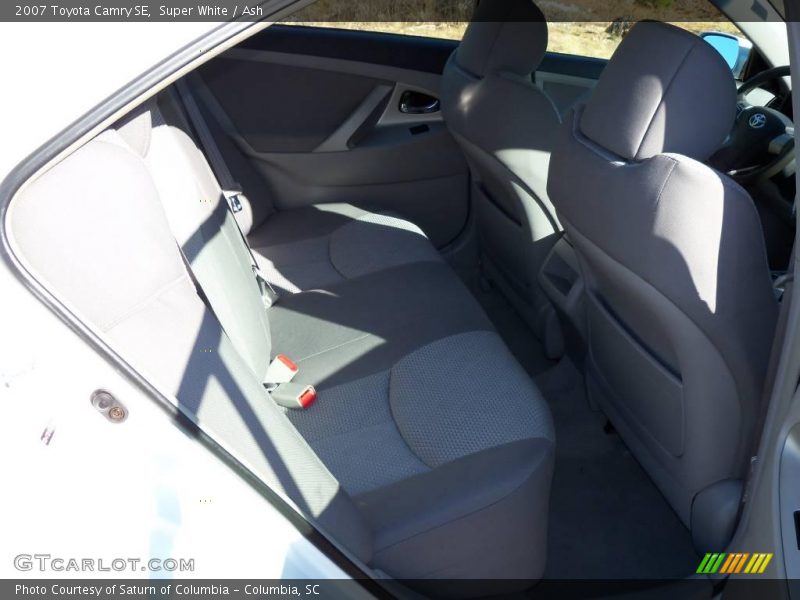 Super White / Ash 2007 Toyota Camry SE