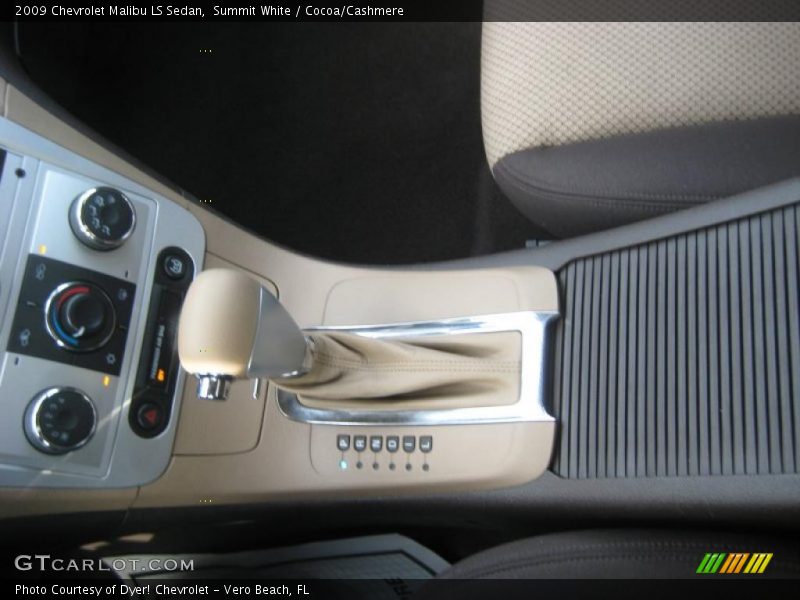 Summit White / Cocoa/Cashmere 2009 Chevrolet Malibu LS Sedan