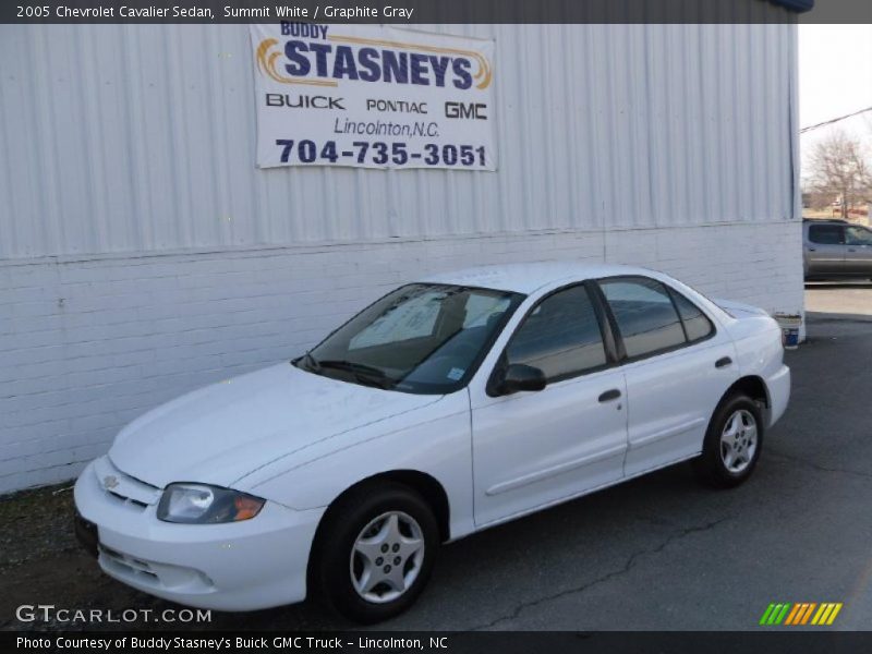 Summit White / Graphite Gray 2005 Chevrolet Cavalier Sedan