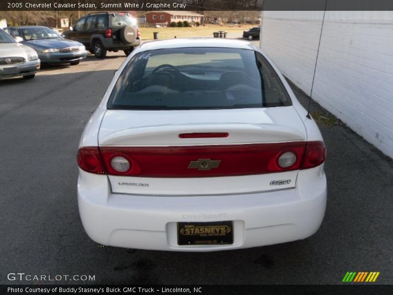 Summit White / Graphite Gray 2005 Chevrolet Cavalier Sedan