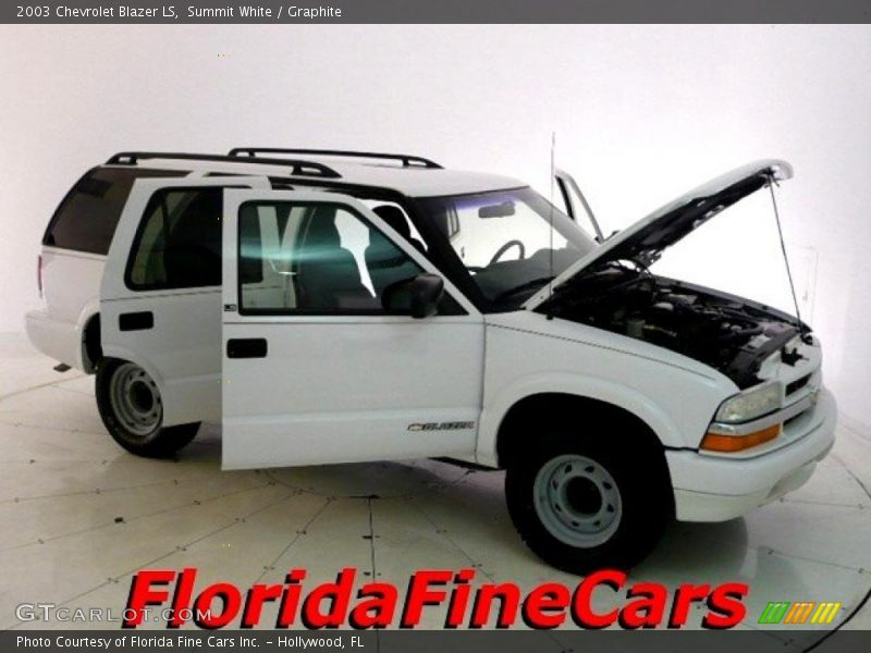 Summit White / Graphite 2003 Chevrolet Blazer LS
