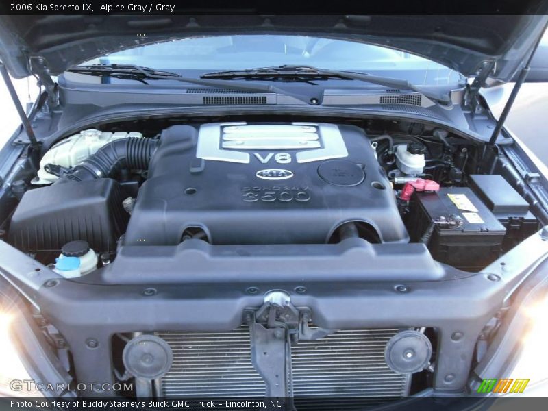 Alpine Gray / Gray 2006 Kia Sorento LX