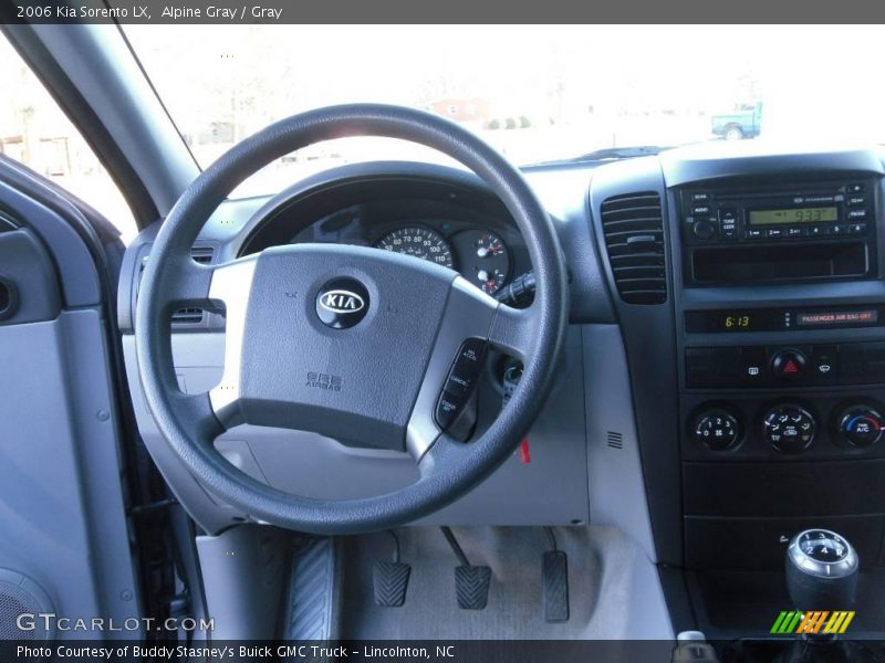 Alpine Gray / Gray 2006 Kia Sorento LX