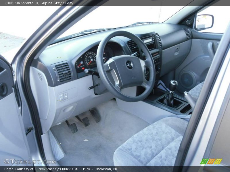 Alpine Gray / Gray 2006 Kia Sorento LX