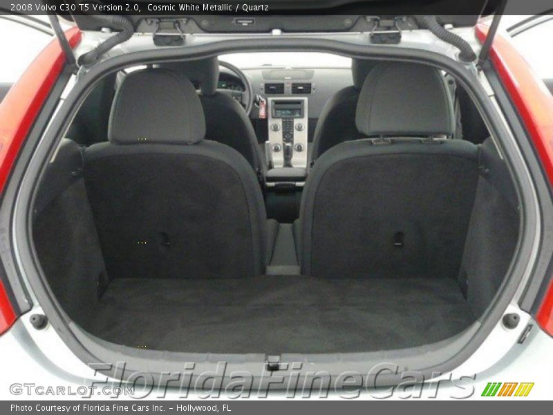 Cosmic White Metallic / Quartz 2008 Volvo C30 T5 Version 2.0