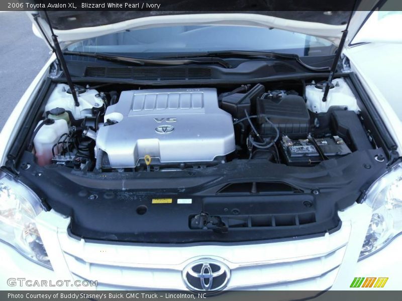 Blizzard White Pearl / Ivory 2006 Toyota Avalon XL