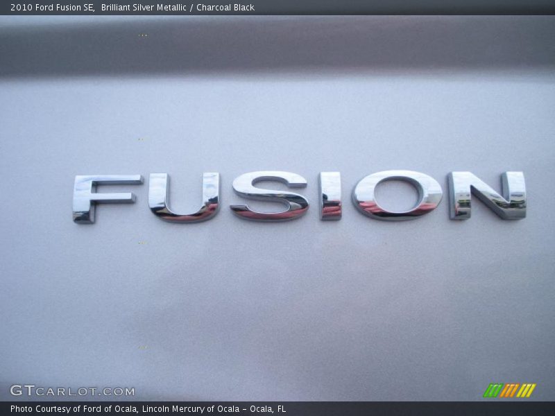 Brilliant Silver Metallic / Charcoal Black 2010 Ford Fusion SE