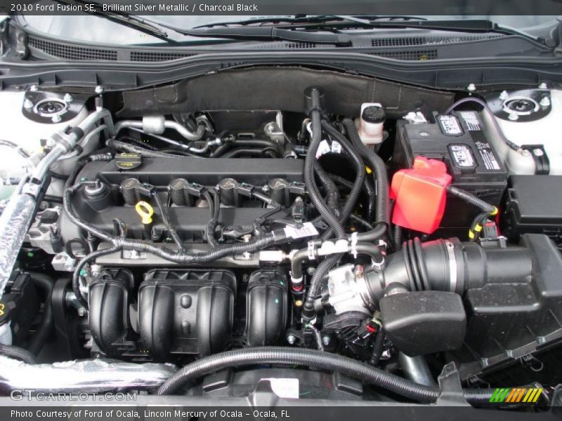 Brilliant Silver Metallic / Charcoal Black 2010 Ford Fusion SE