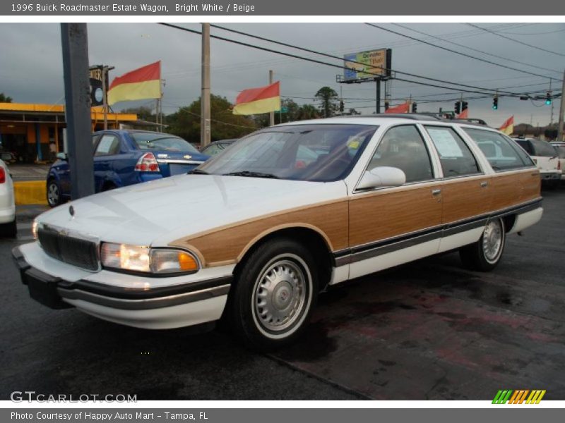 Bright White / Beige 1996 Buick Roadmaster Estate Wagon